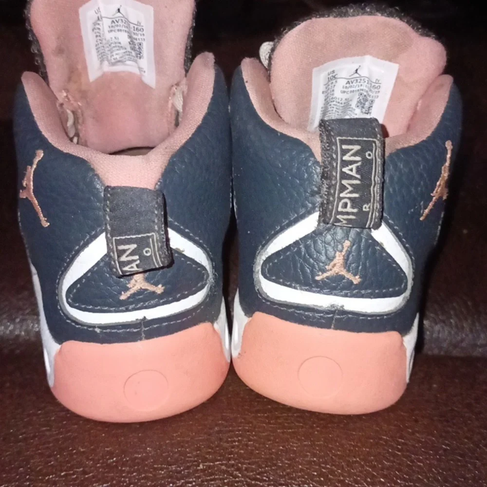 Jordan - Picture 2 of 3